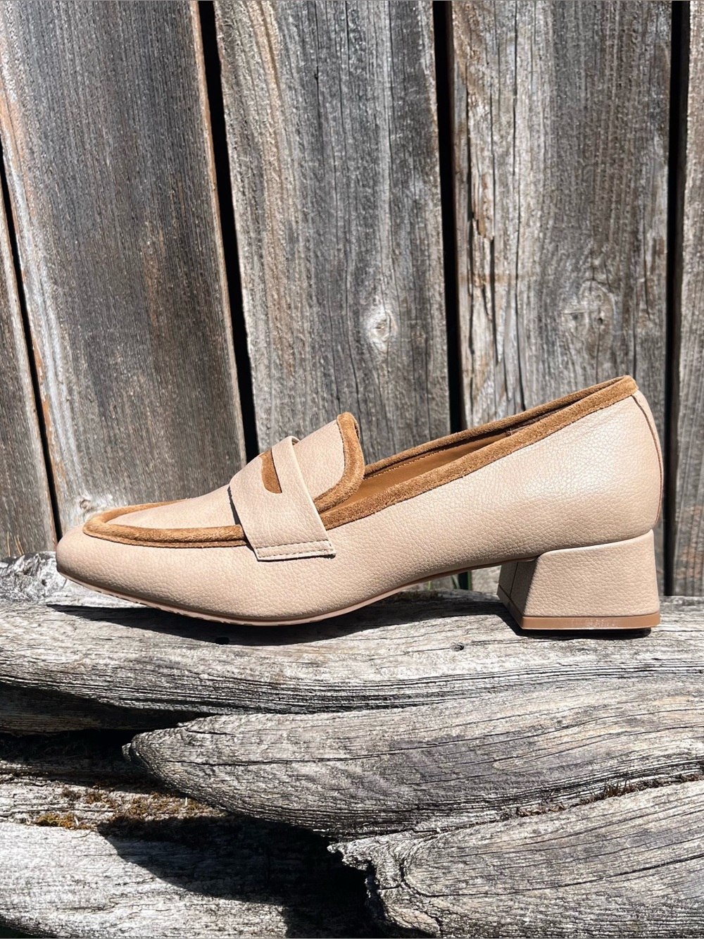 Donald Pliner Tristina Sand Tumble Stretch Block Heel loafers size 7.5